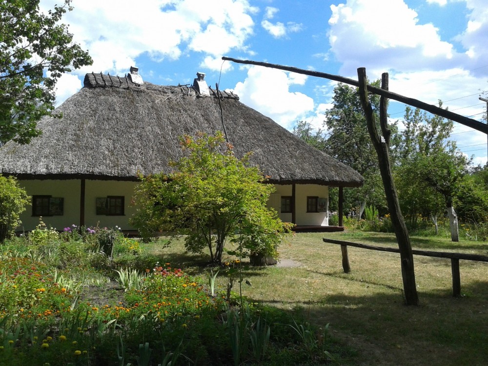 Tavern-keeping in the Hetmanate period of the XVIII century: the influence on behavioral strategy of ukrainian society