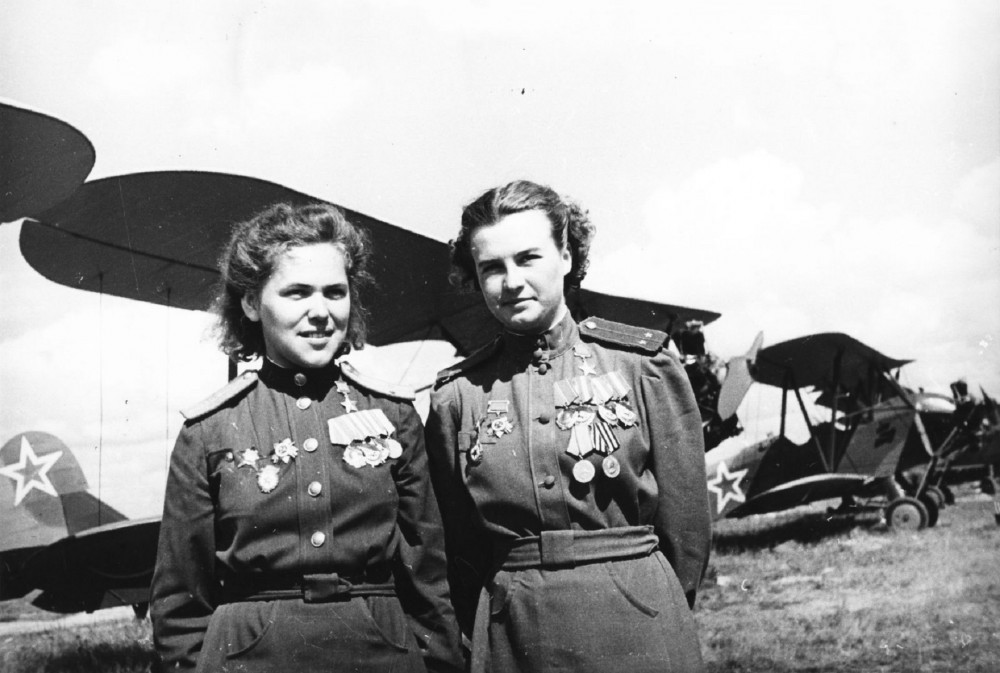 Women in the Army and in the War: the War Paths and the Fate of the Pilot Natalia Fedorivna Meklin (Kravtsova)