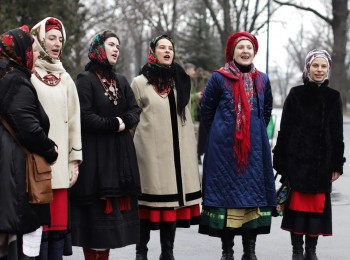 Historical Types of Folklore Thinking in the Lyrical Songs of Sloboda Ukraine